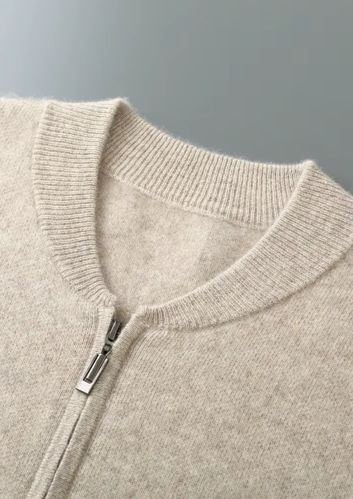 PULL COL V EN LAINE MÉRINOS EXTRA-FINE PURE