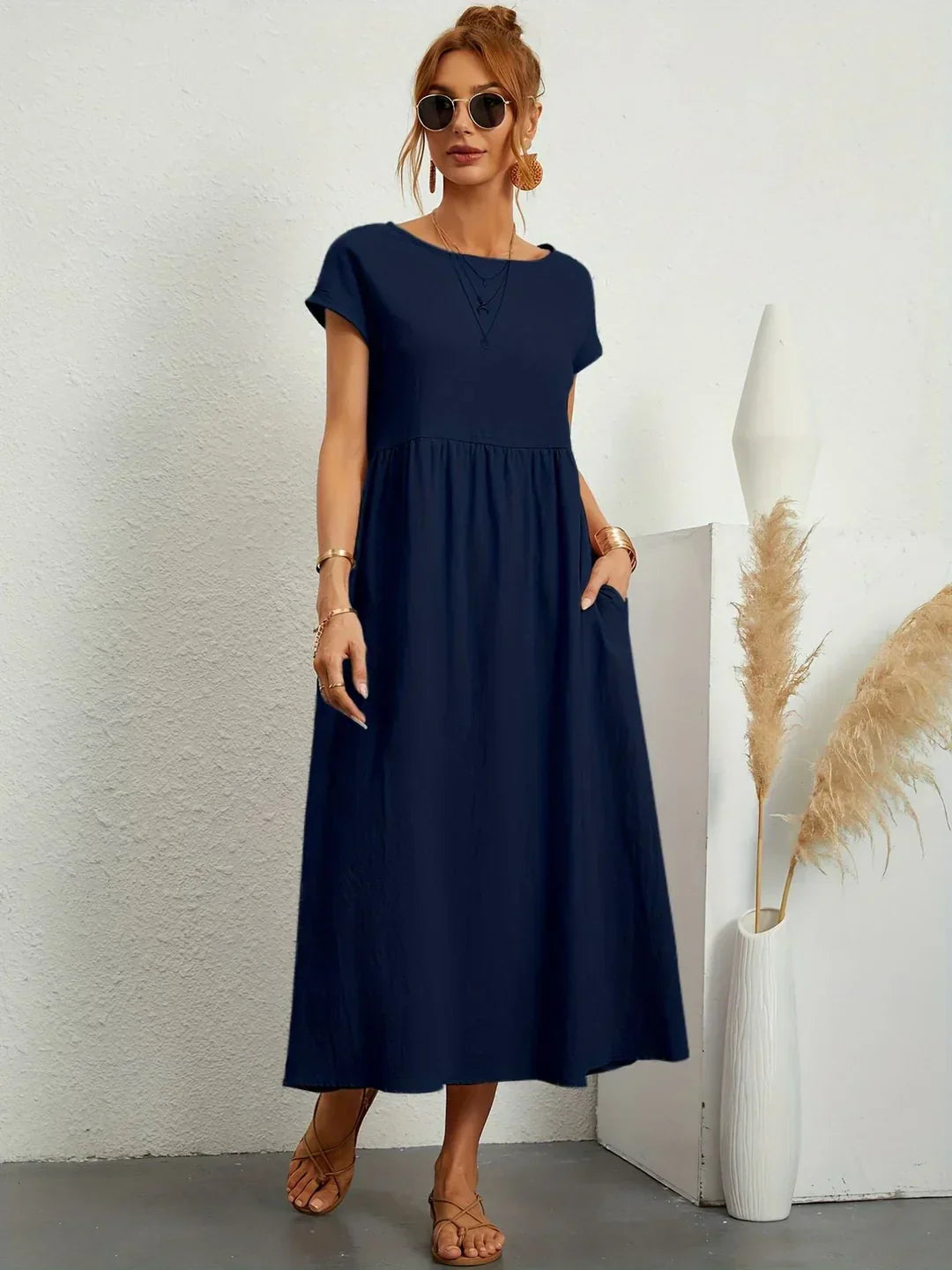 Gabrielle™ — Élégance intemporelle dans une robe midi fluide