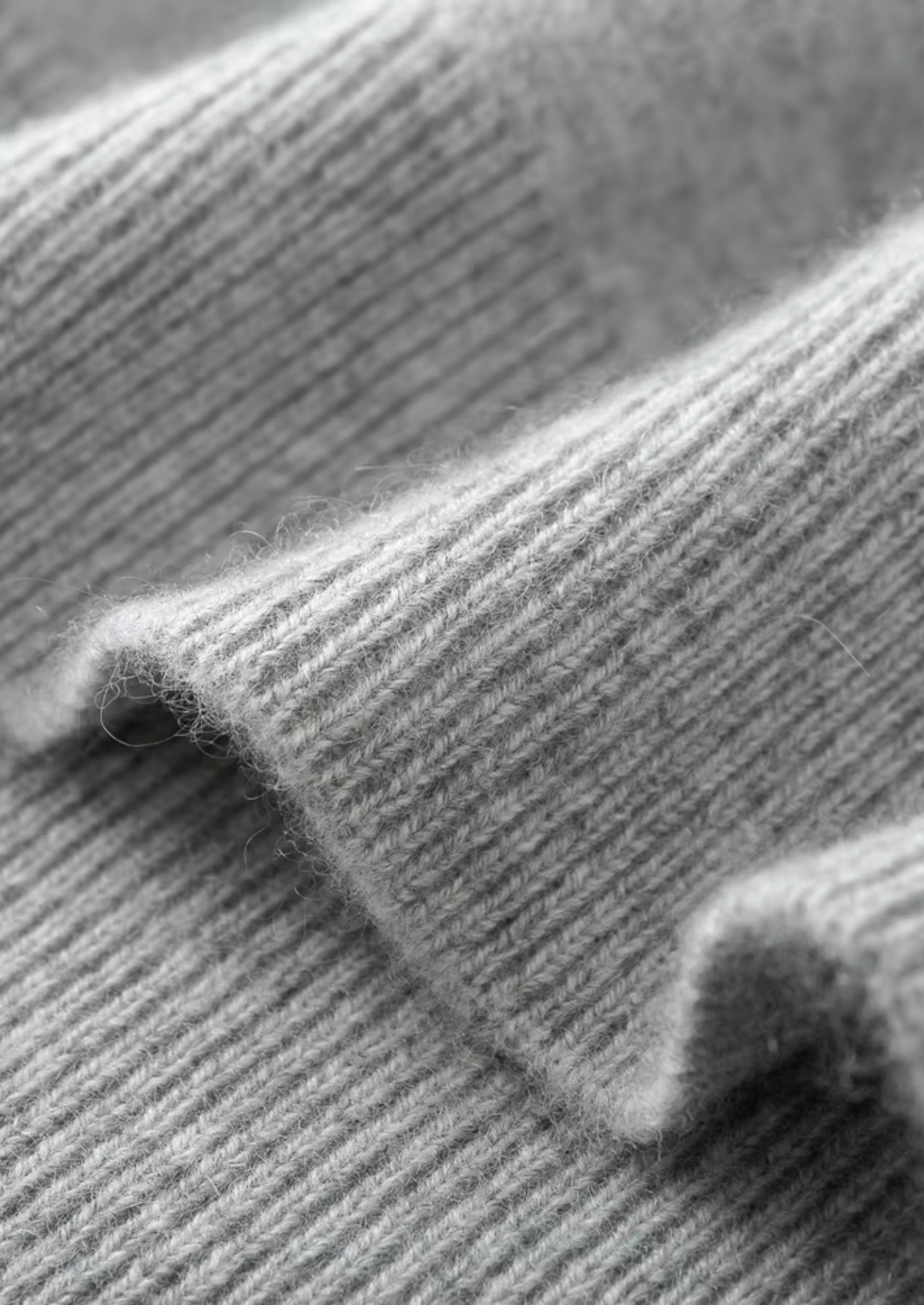 Cardigan classique en laine mérinos pure extra-fine