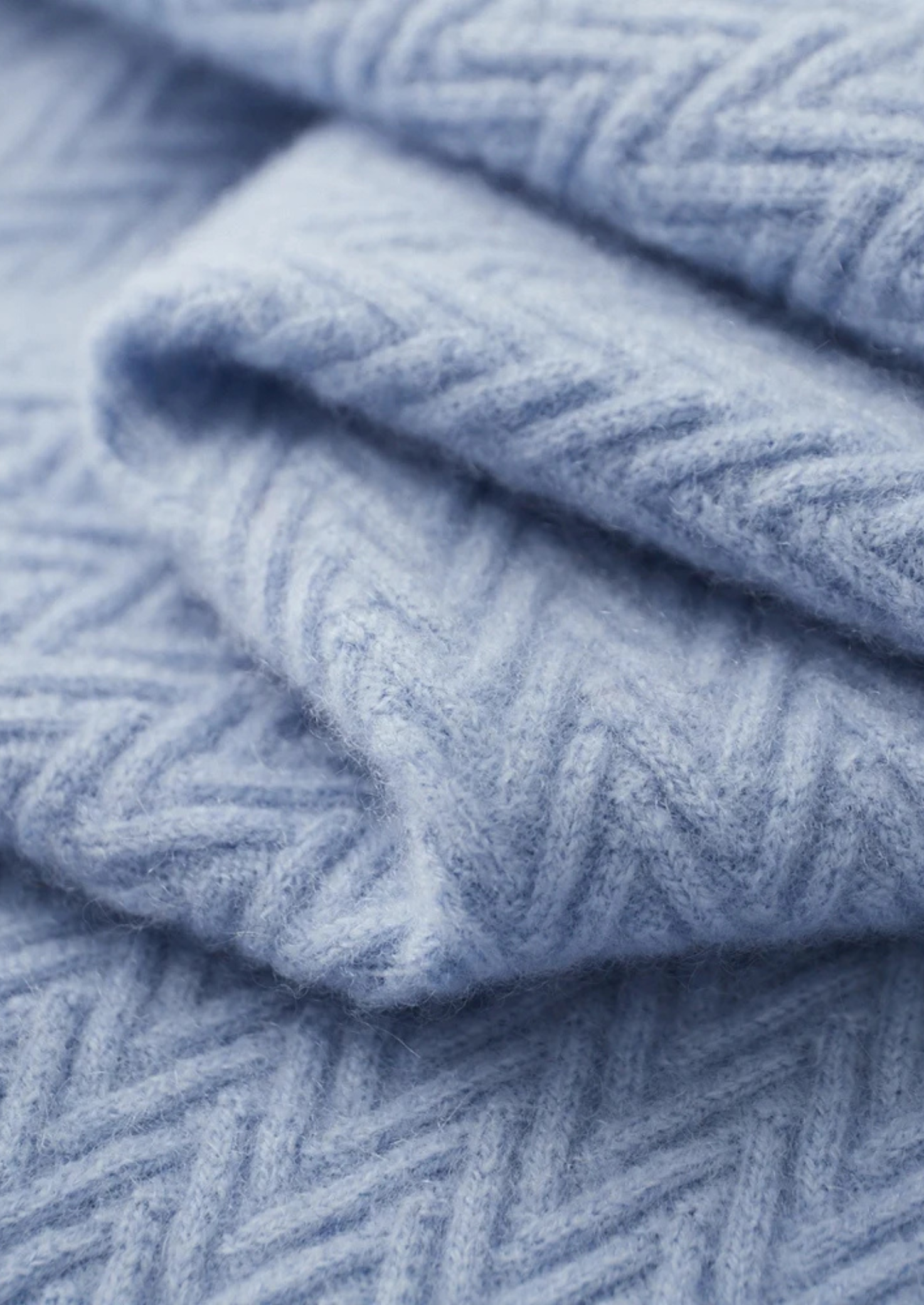 Pull en cachemire premium à boutons et motif zigzag