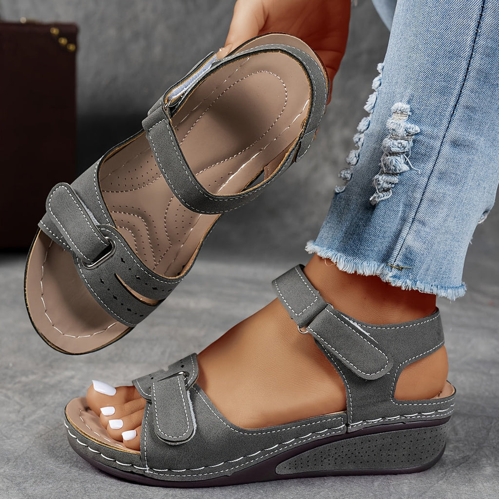The Caerla Wedge — Venetian Red