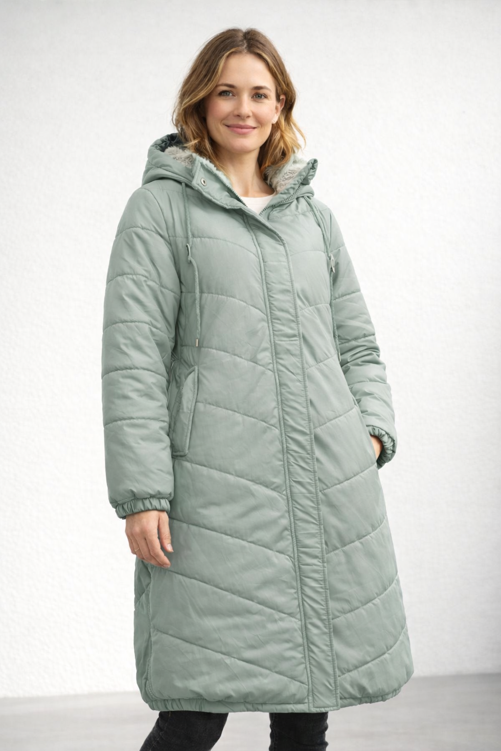 Tova — Noir Quilted Puffer Coat
