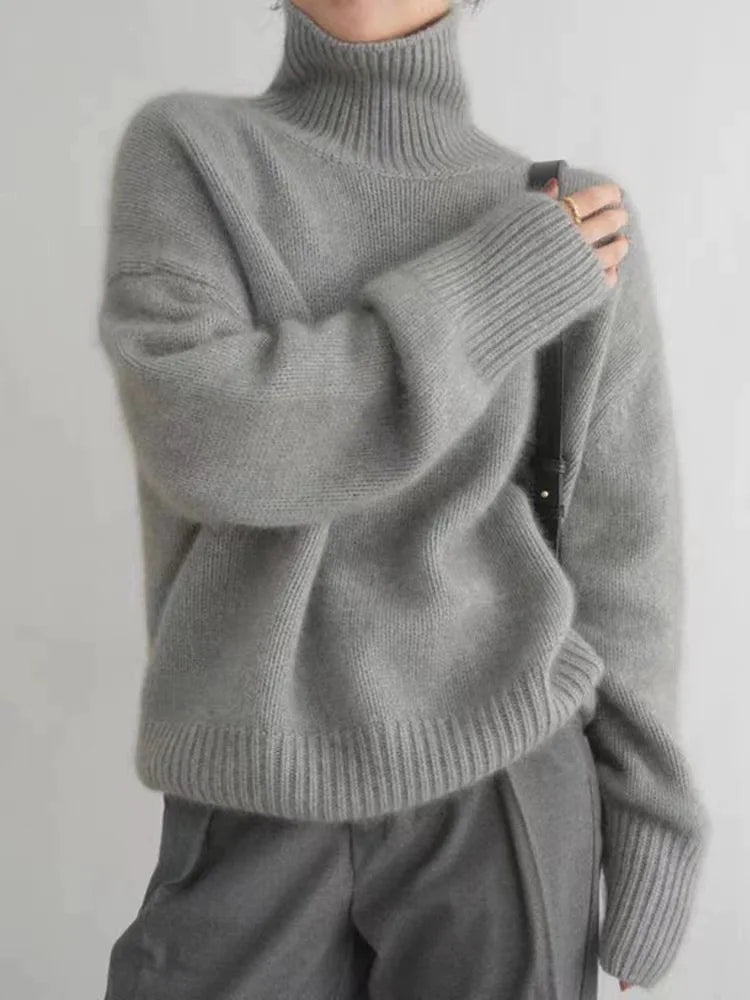 The Eira — Oversized Turtleneck Sweater in Dune