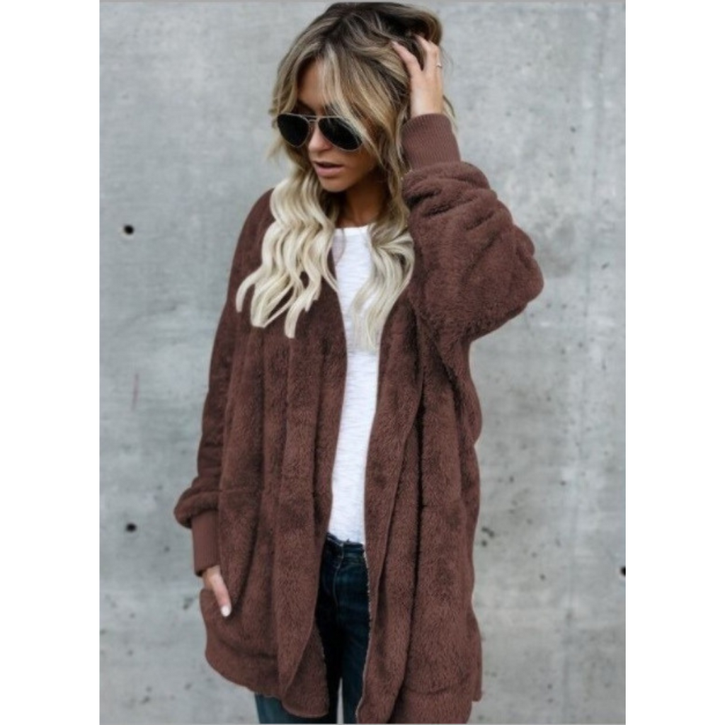 The Saska — Plush Faux Fur Coat in Khaki