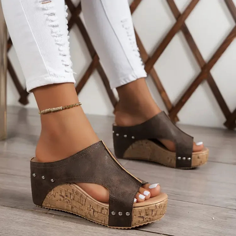 Liora Wedge — Cork & Coal