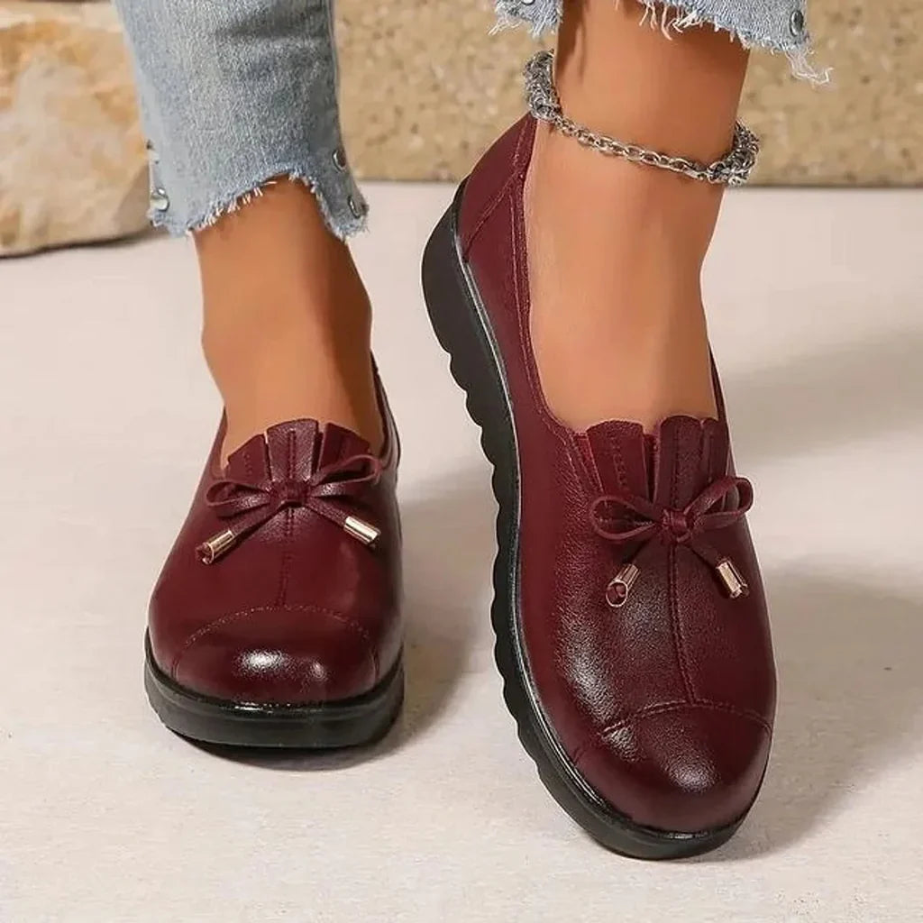 Sophie — Noir Leather Moccasins