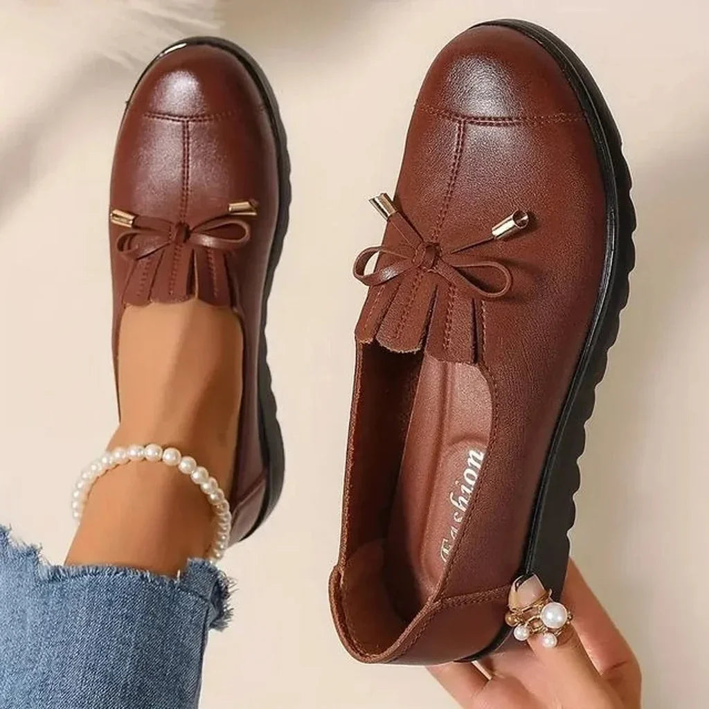 Sophie — Noir Leather Moccasins