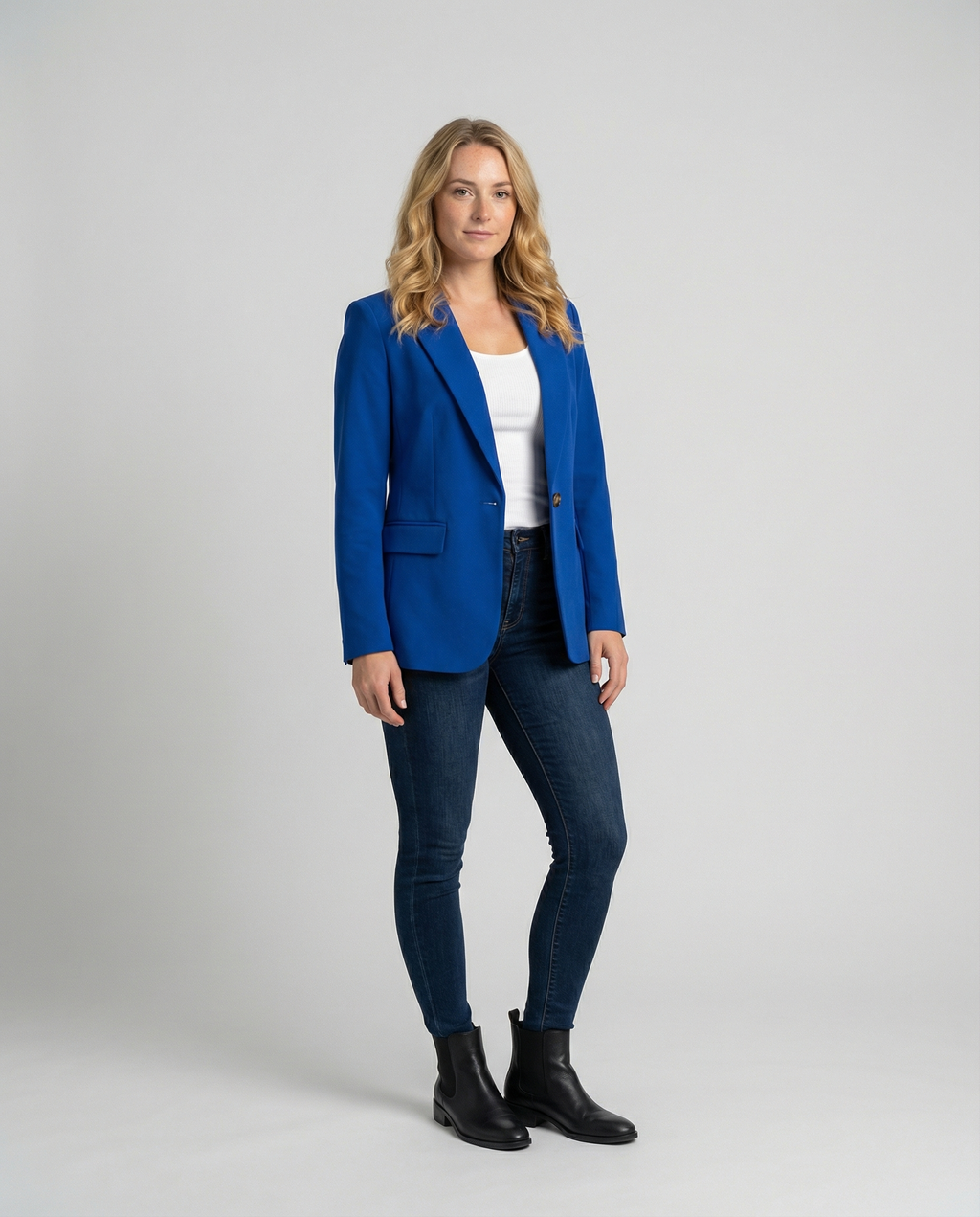 The Eira Blazer — Khaki Tailored