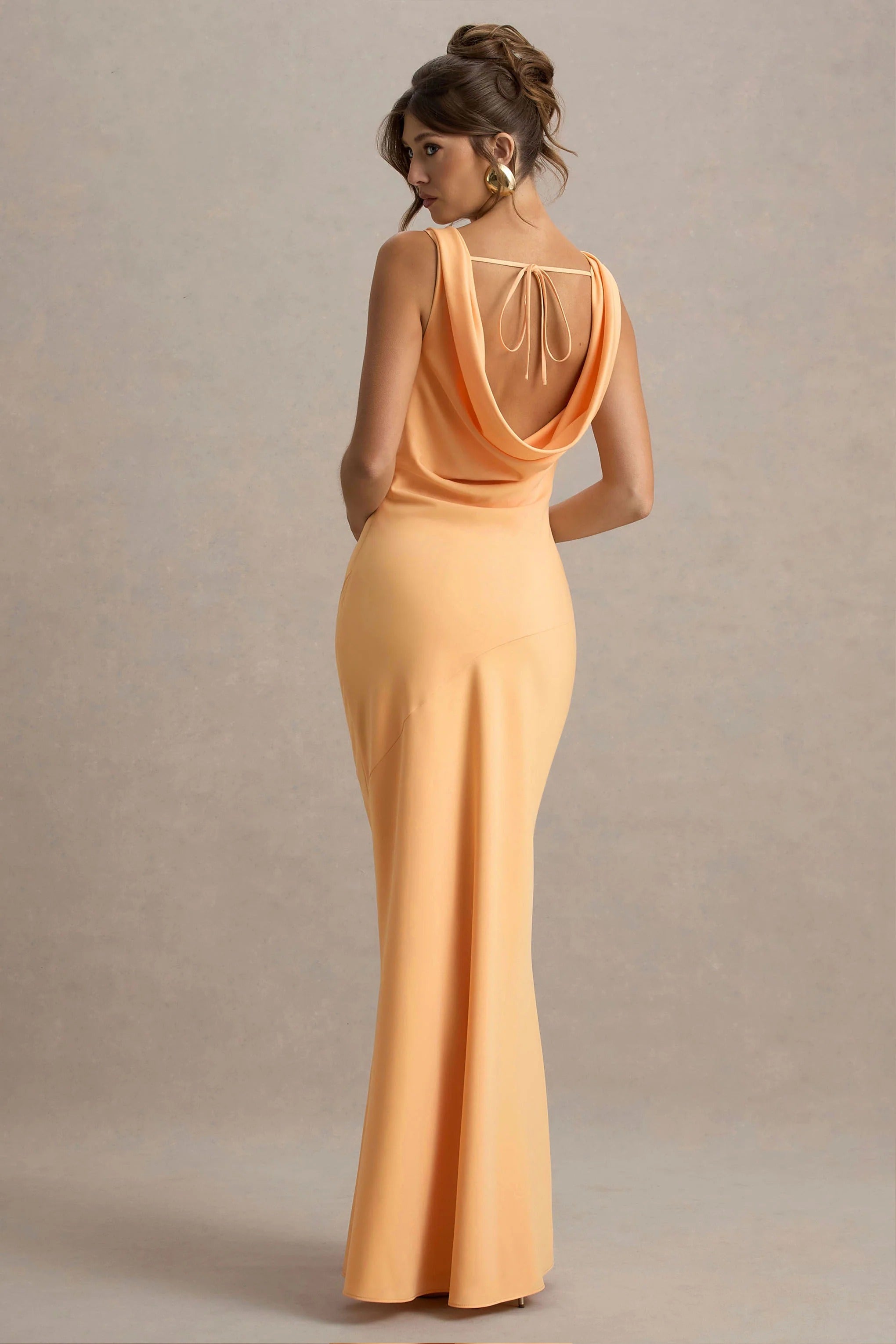 LENA | Robe Maxi au Style Minimaliste avec Encolure Drapée