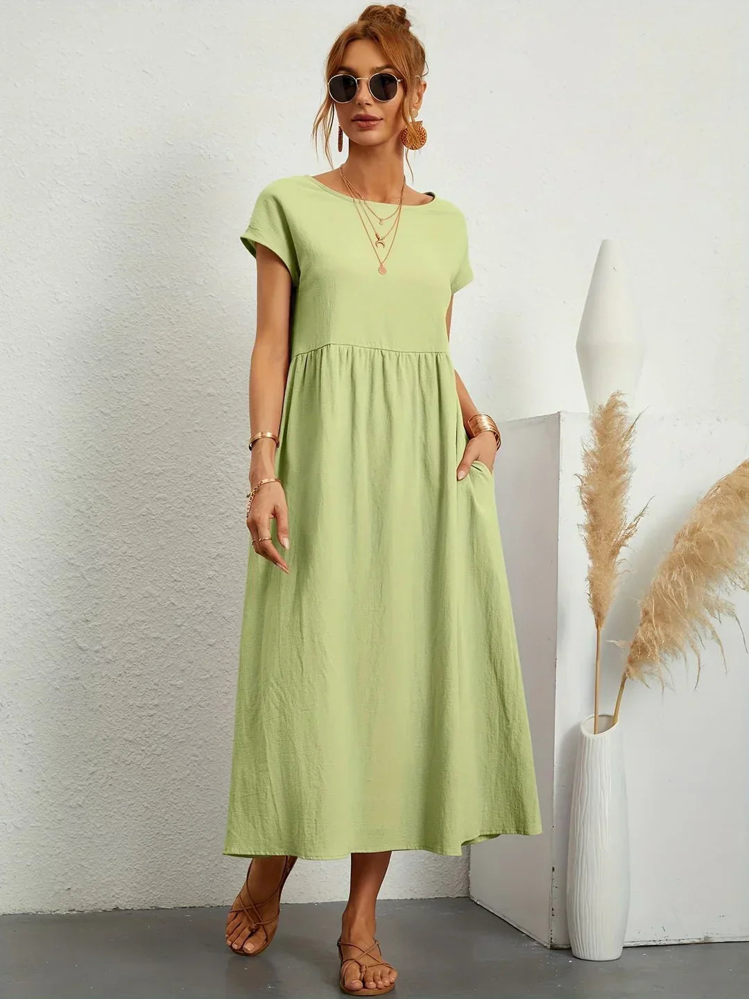 Gabrielle™ — Élégance intemporelle dans une robe midi fluide