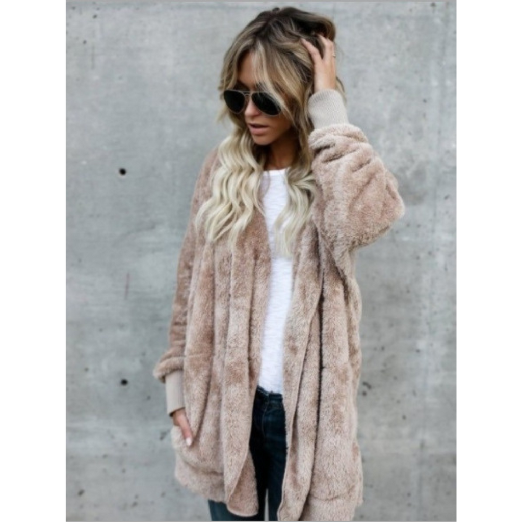 The Saska — Plush Faux Fur Coat in Khaki