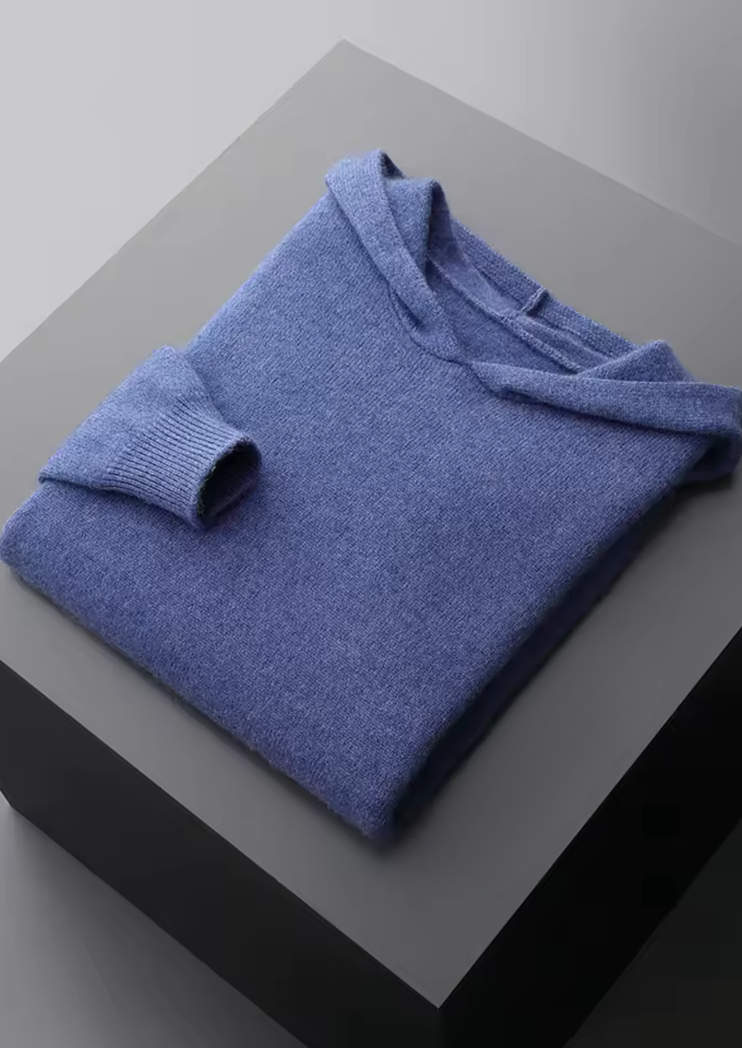 SWEAT À CAPUCHE ESSENTIEL EN CACHEMIRE PREMIUM