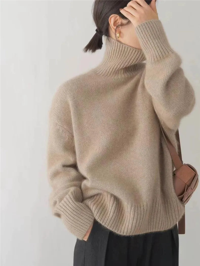 The Eira — Oversized Turtleneck Sweater in Dune