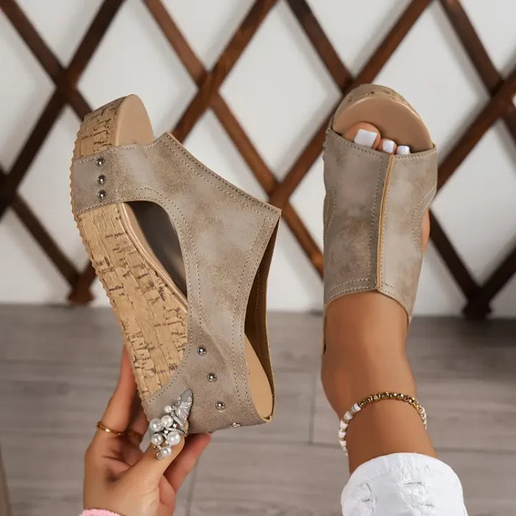 Liora Wedge — Cork & Coal