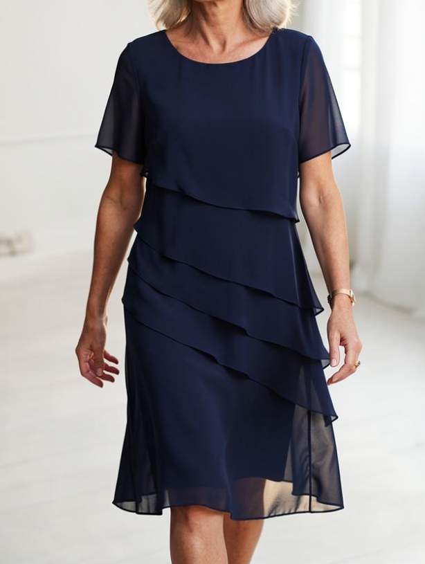 Juliette – Robe fluide élégante avec détails à volants