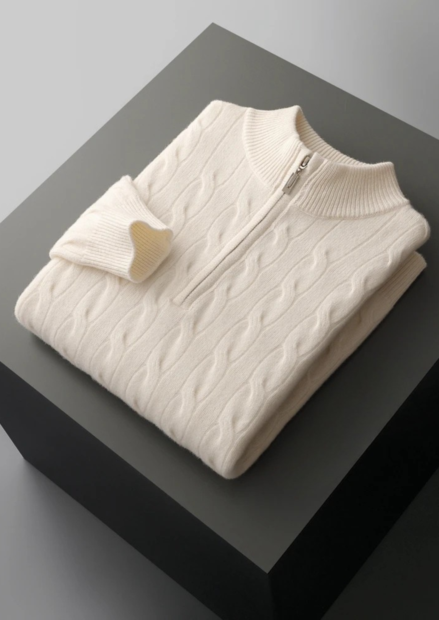 Demi-zip en laine mérinos pure extra-fine avec câble
