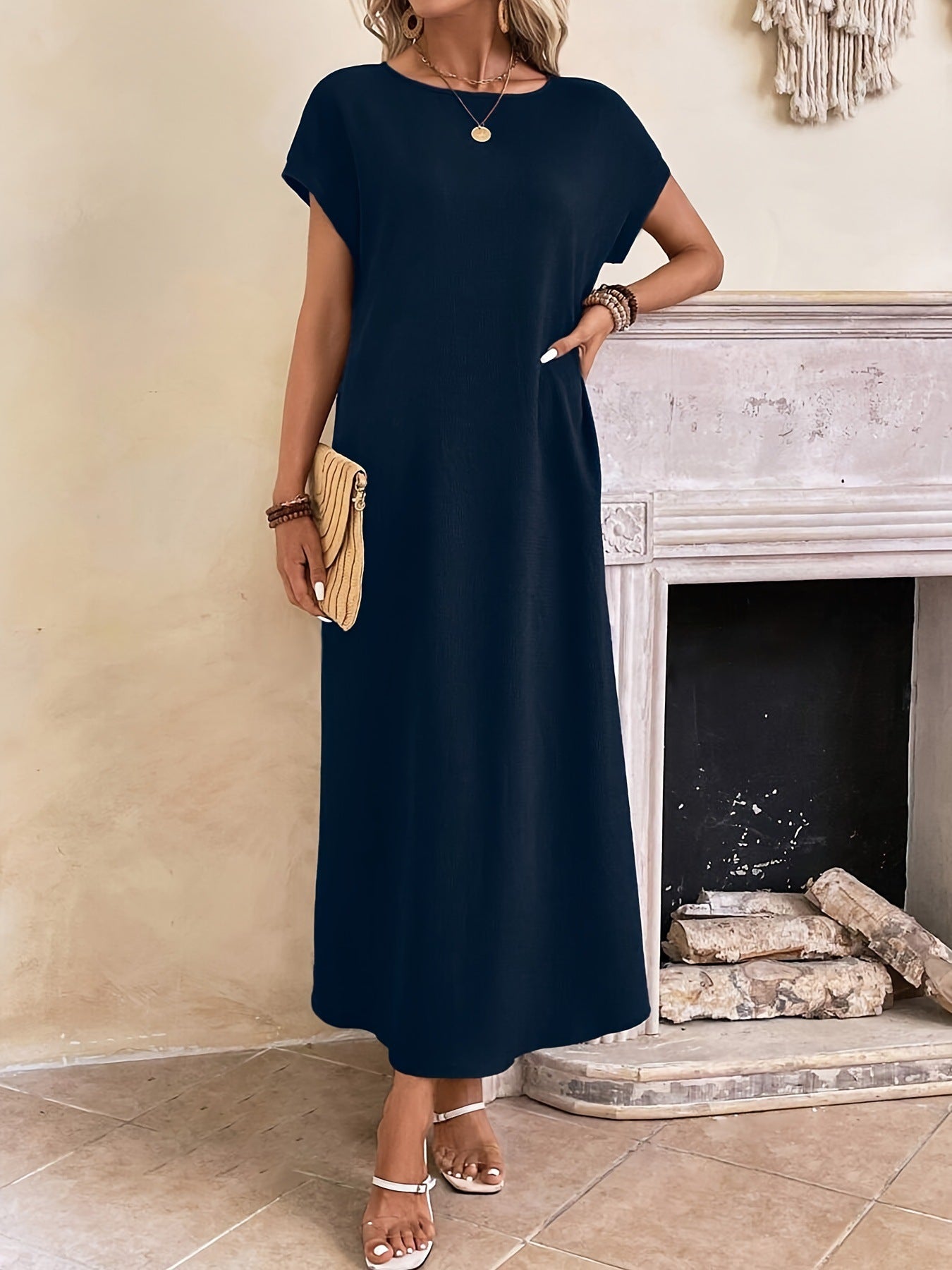 Margaux™ — Robe Longue Minimaliste et Élégante