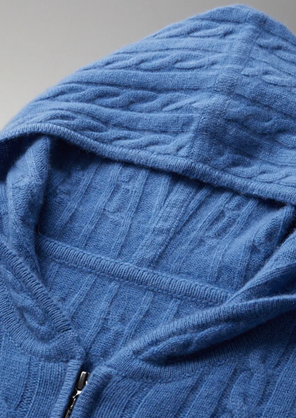 Sweat à capuche en cachemire premium à maille torsadée avec fermeture éclair