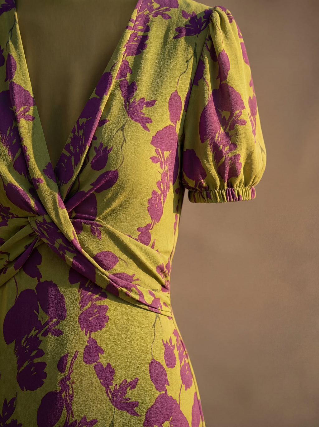 Robe en tissu de soie élégante - Collection Sylvie et Maison Claire