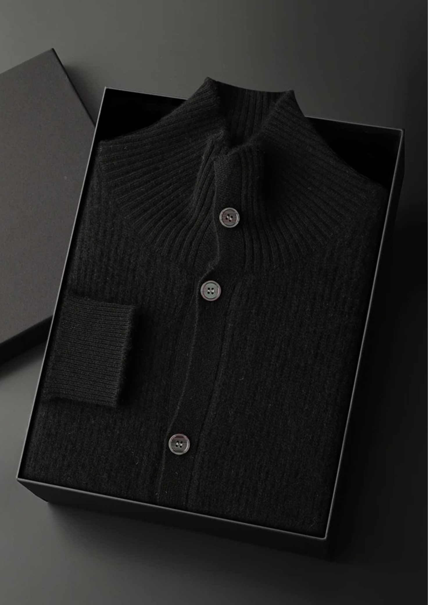 Cardigan côtelé en cachemire premium avec col montant