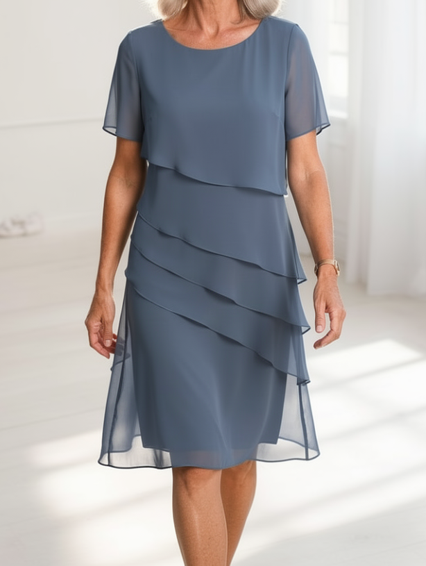 Juliette – Robe fluide élégante avec détails à volants