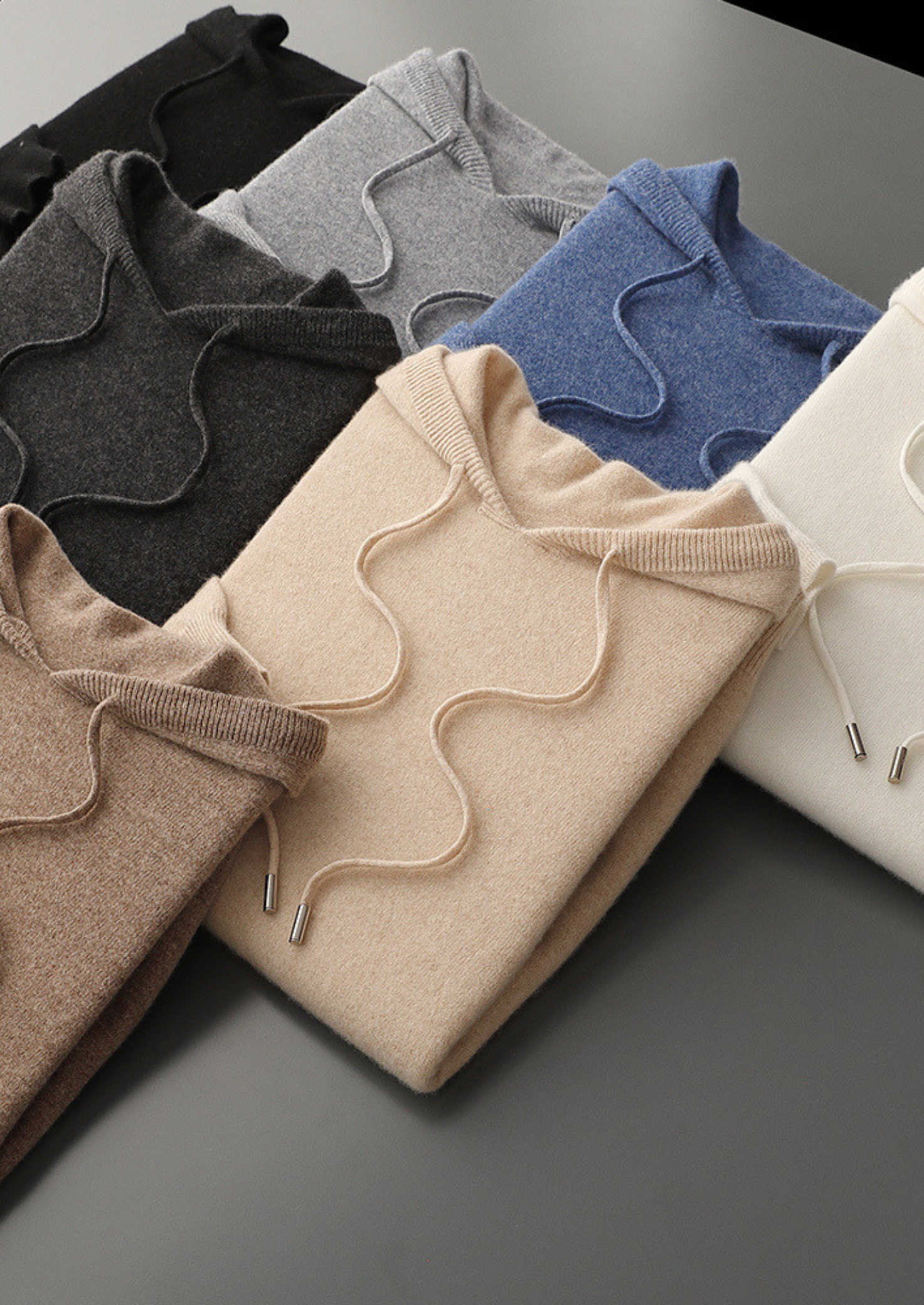 SWEAT À CAPUCHE NOIR DÉCONTRACTÉ EN LAINE MÉRINOS EXTRA-FINE PURE