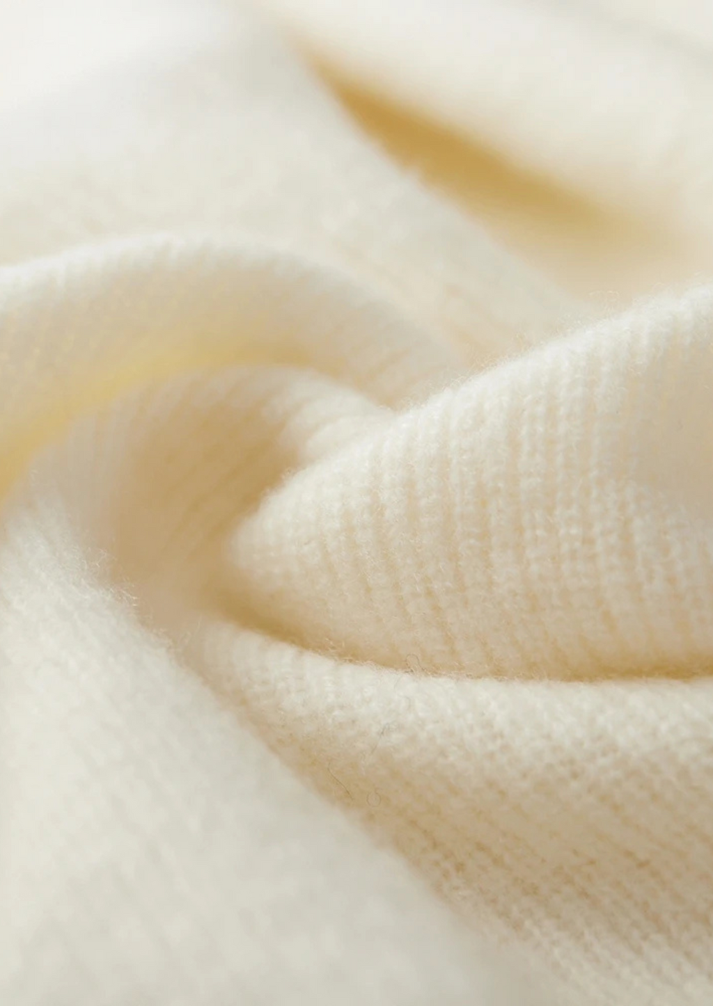 Pull côtelé en cachemire premium à demi-fermeture éclair