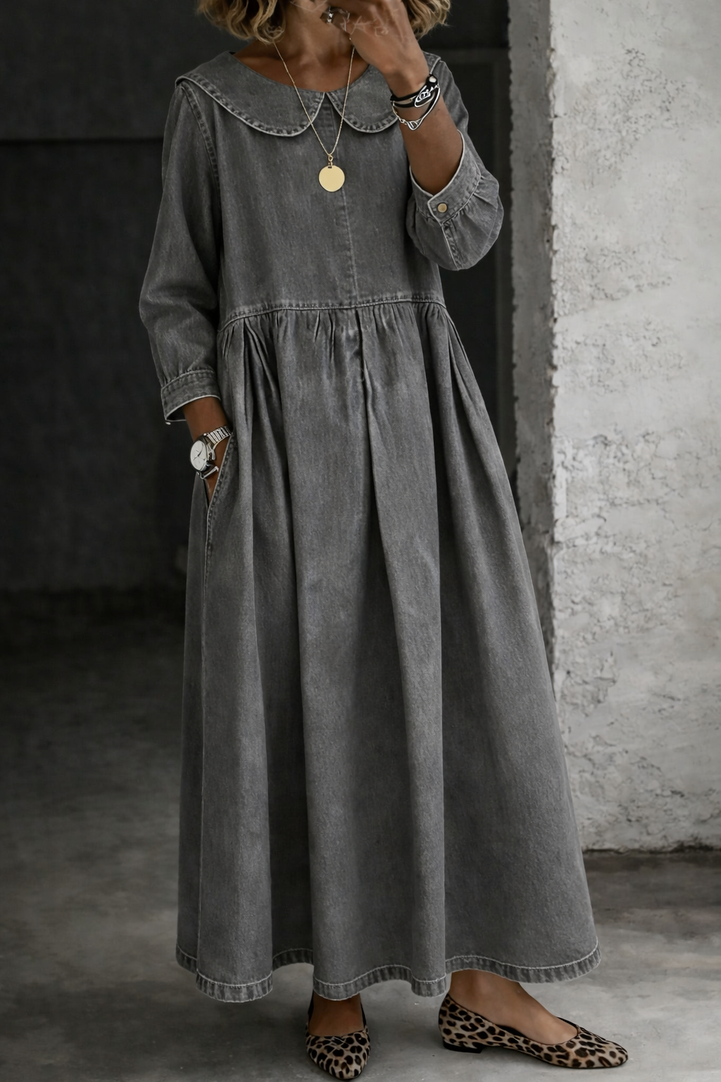 Clara | Robe en jean avec col Claudine