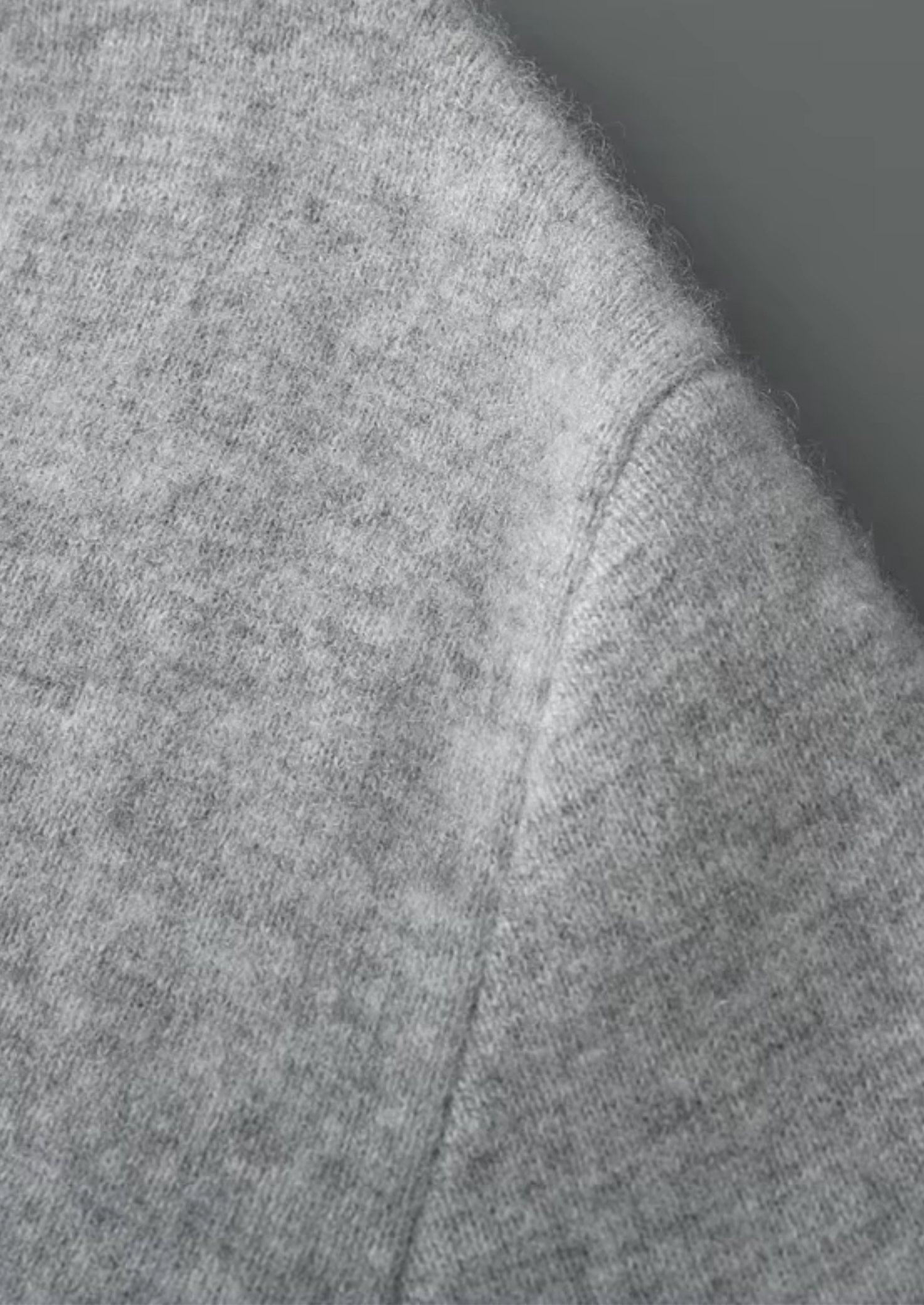 Cardigan classique en laine mérinos pure extra-fine