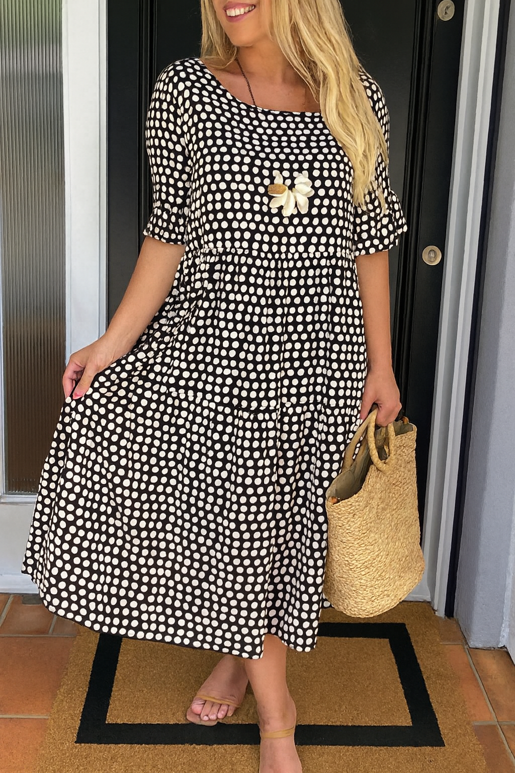 Noémie™ — Robe Midi Élégante au Flux Naturel