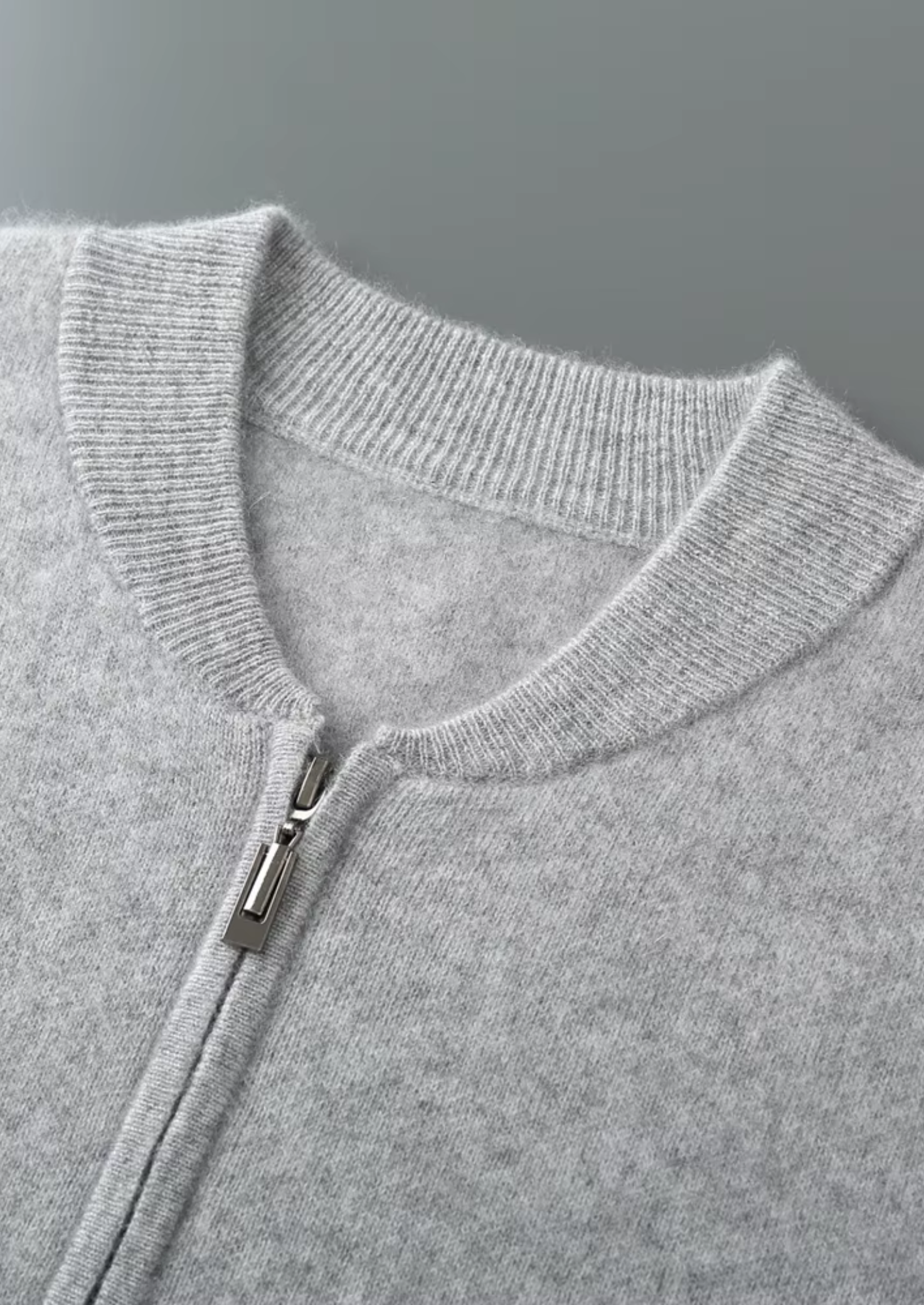 PULL COL V EN LAINE MÉRINOS EXTRA-FINE PURE