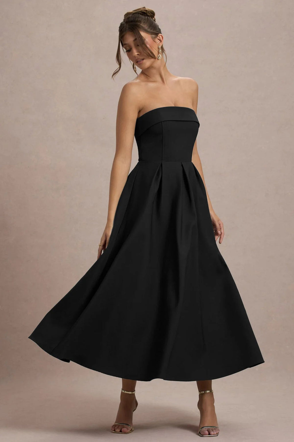 ANNE | Robe mi-longue chic avec encolure décolletée épaules nues
