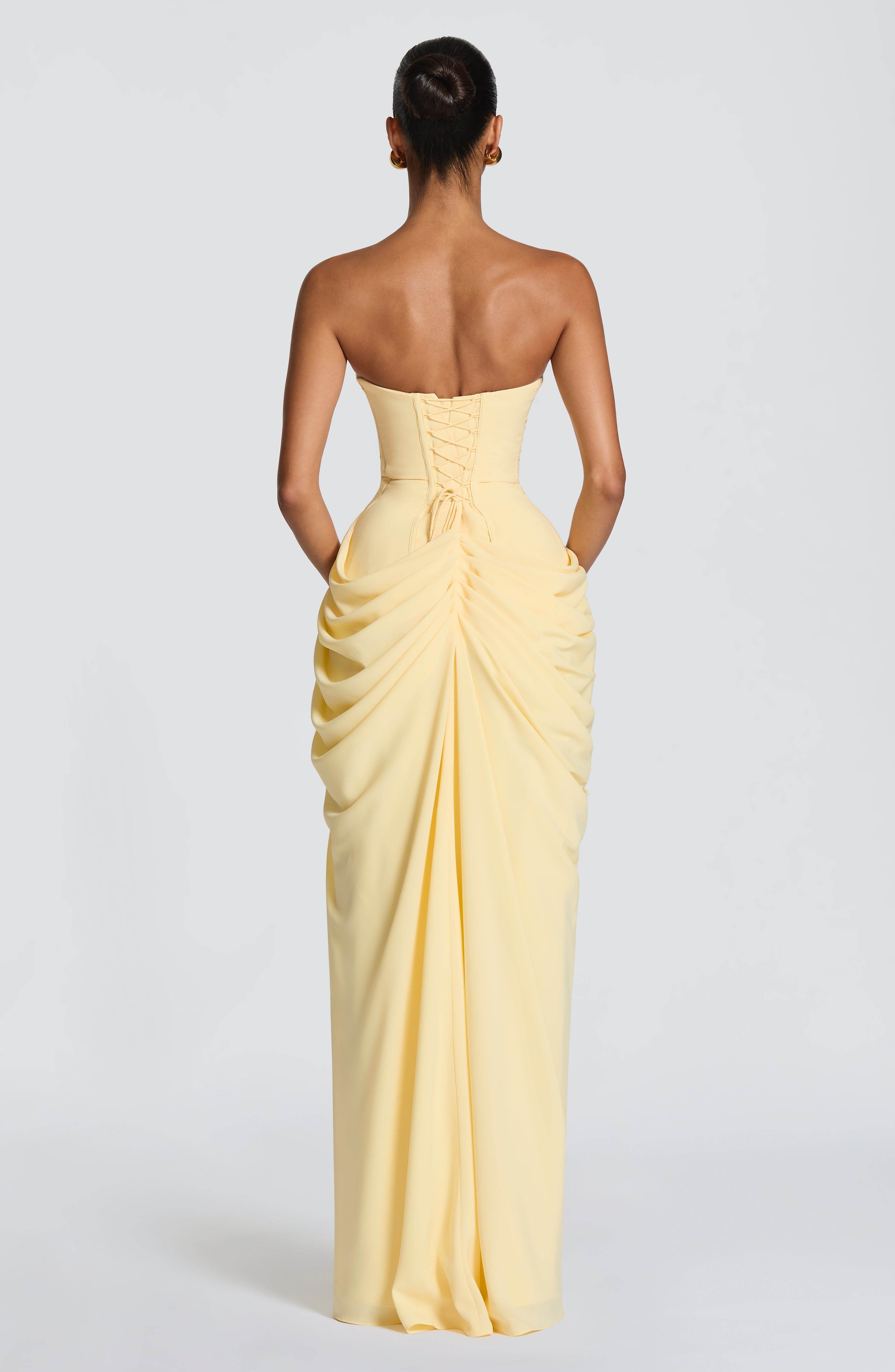 HANNAH | Robe Maxi Chic avec Détail Drapé et Fente Haute