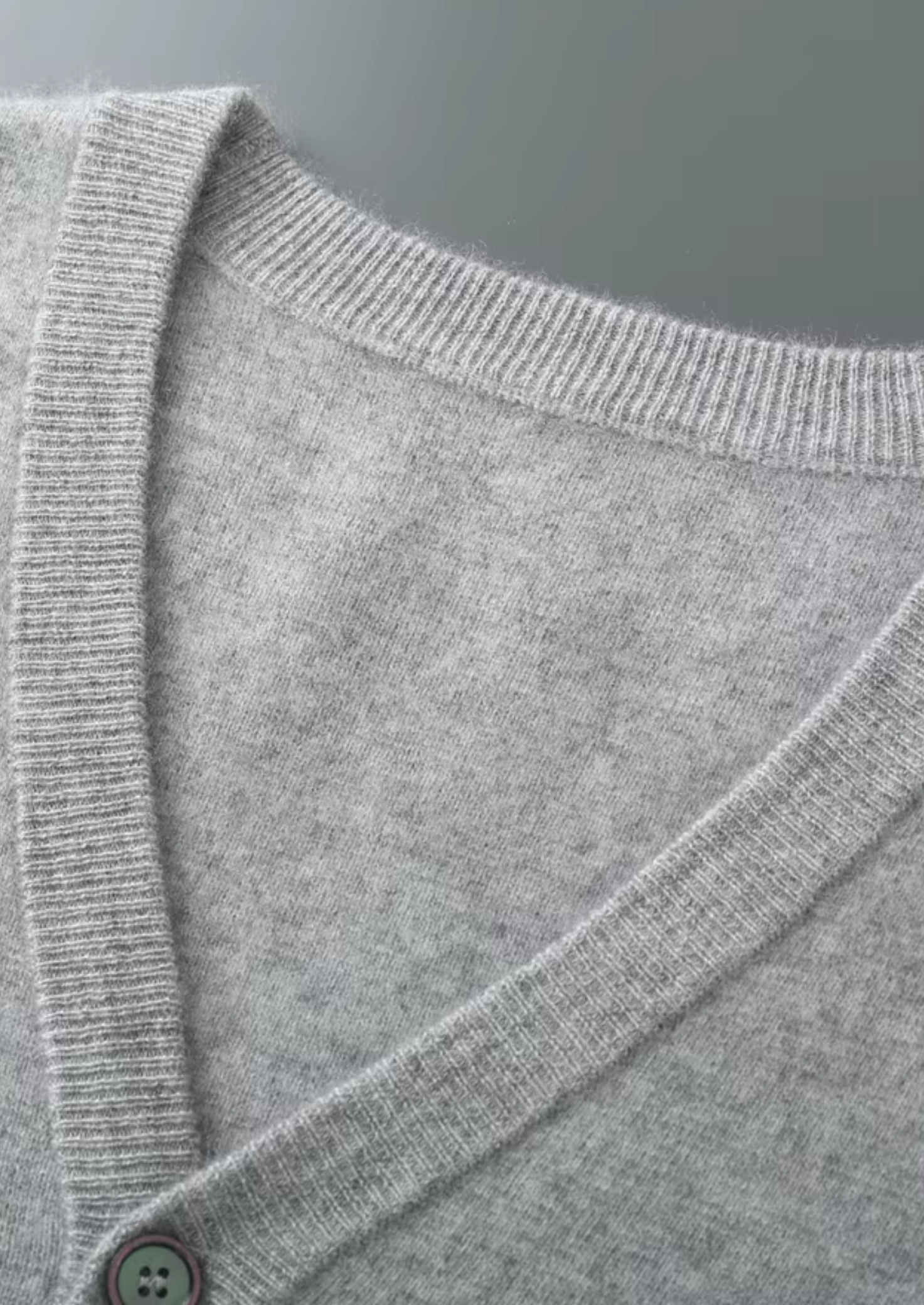 Cardigan classique en laine mérinos pure extra-fine