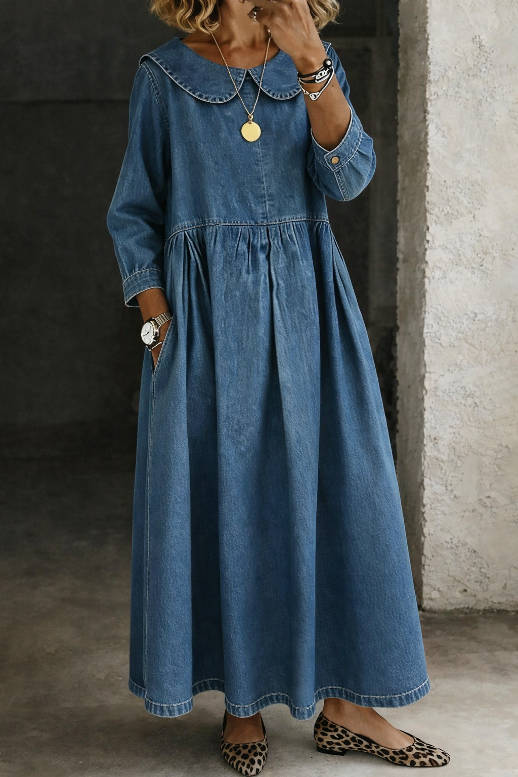 Clara | Robe en jean avec col Claudine