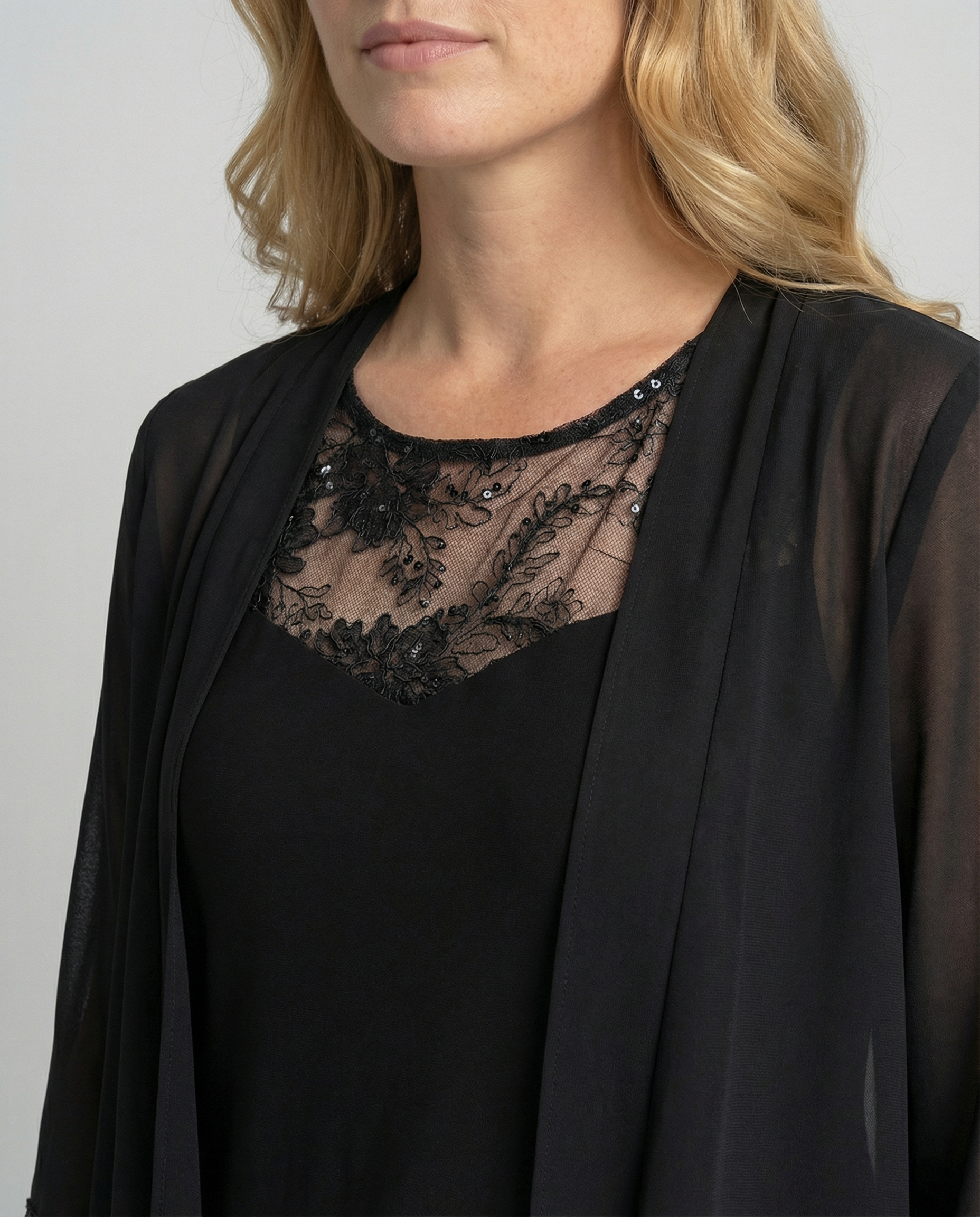 The Jolie — Lace-Trim Duster Set in Onyx