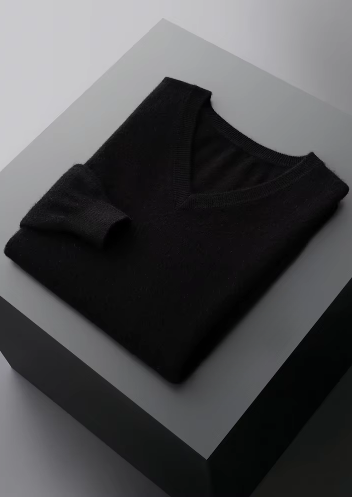 PULL TRADITIONNEL COL V EN LAINE MÉRINOS EXTRA-FINE PURE
