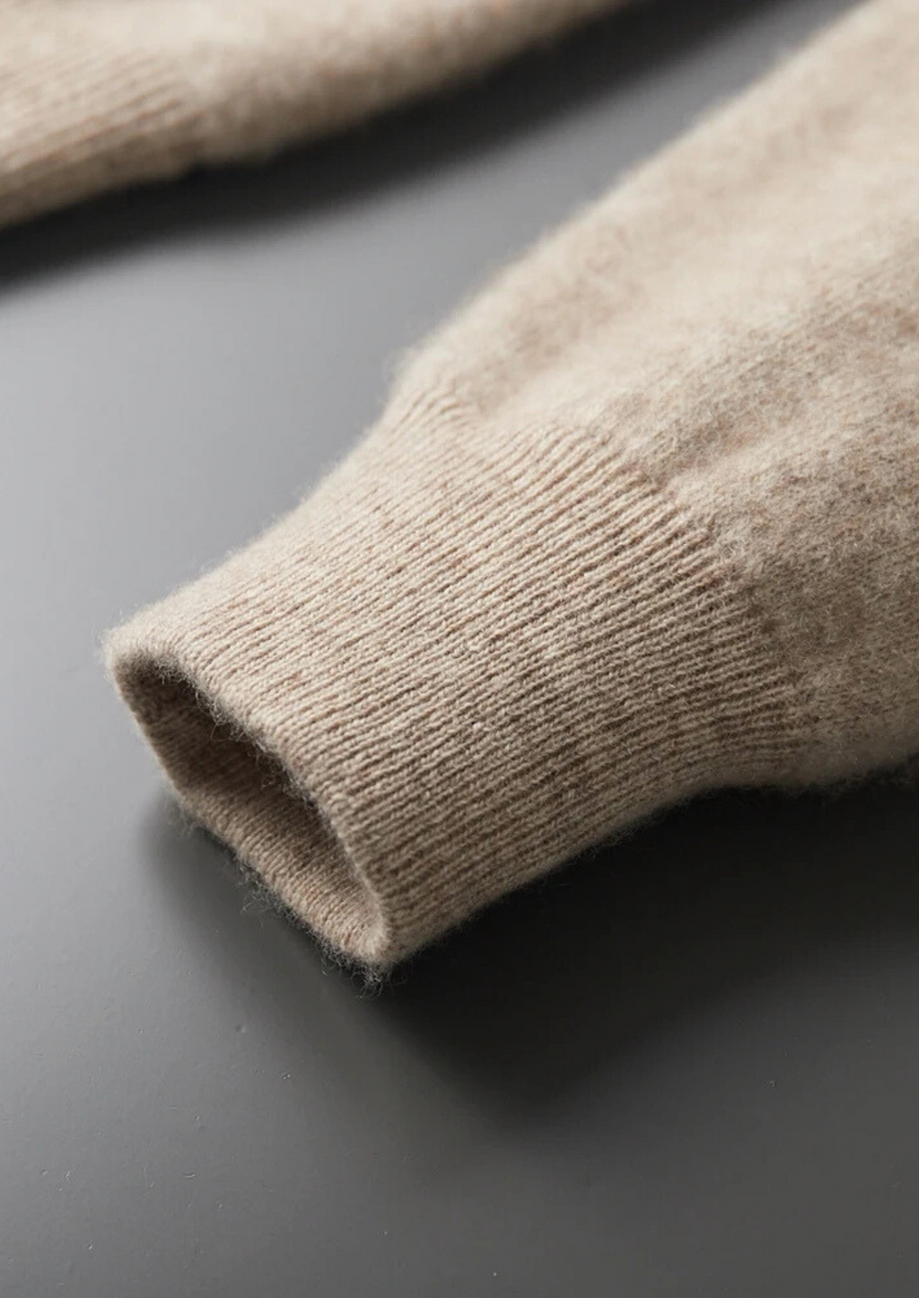 Cardigan zippé bicolore en cachemire premium