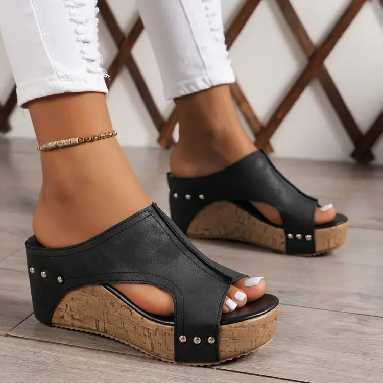 Liora Wedge — Cork & Coal
