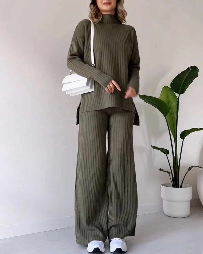 The Kyra Lounge Set — Apricot Ribbed Knit