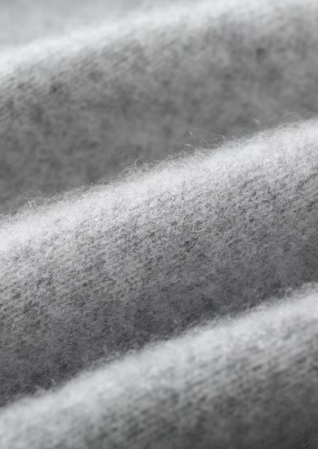 PULL COL V EN LAINE MÉRINOS EXTRA-FINE PURE