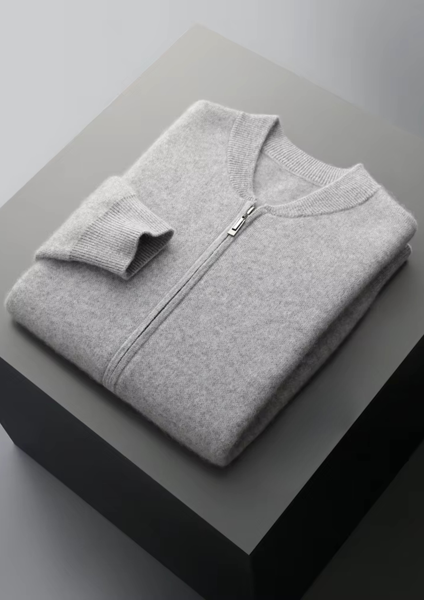 PULL COL V EN LAINE MÉRINOS EXTRA-FINE PURE