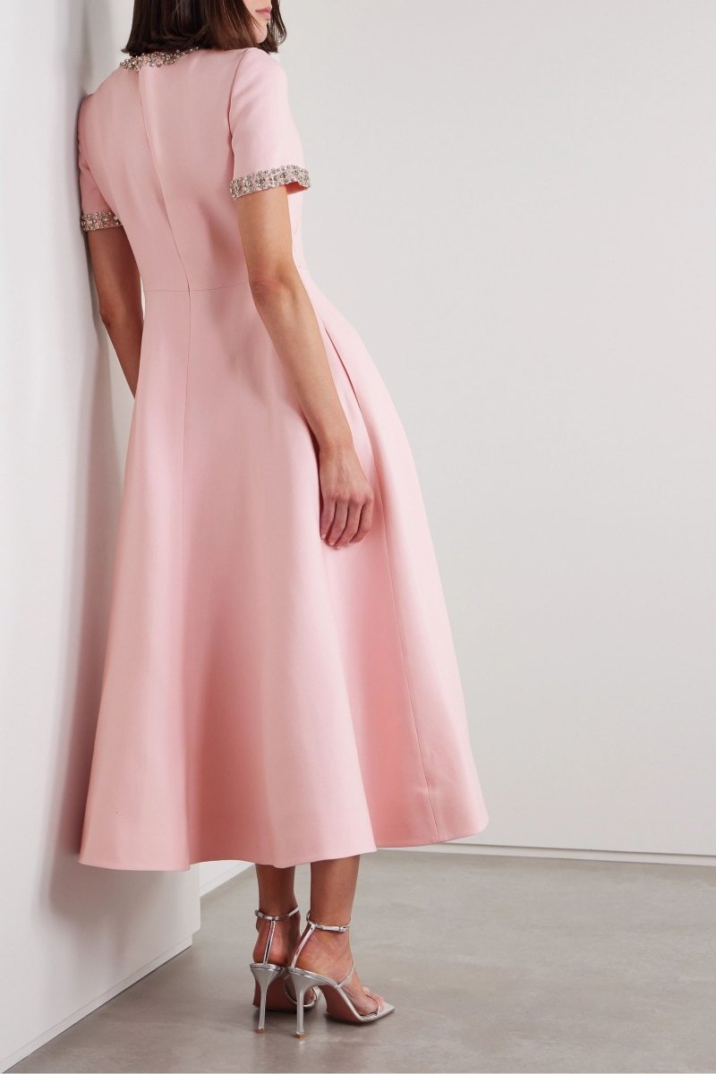 Robe midi en satin avec nœud et accents de cristaux