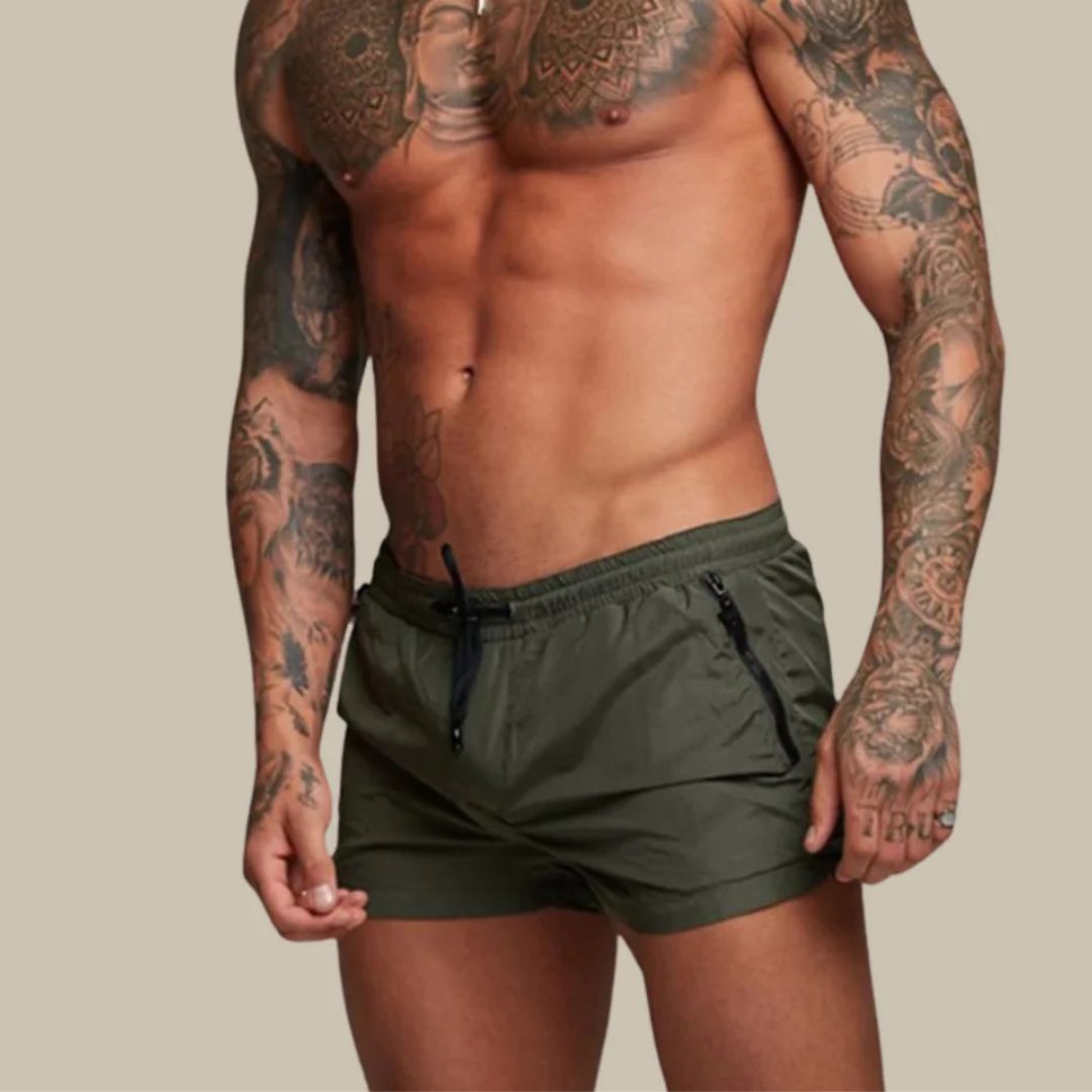 The Cael Quick-Dry Shorts — Burgundy