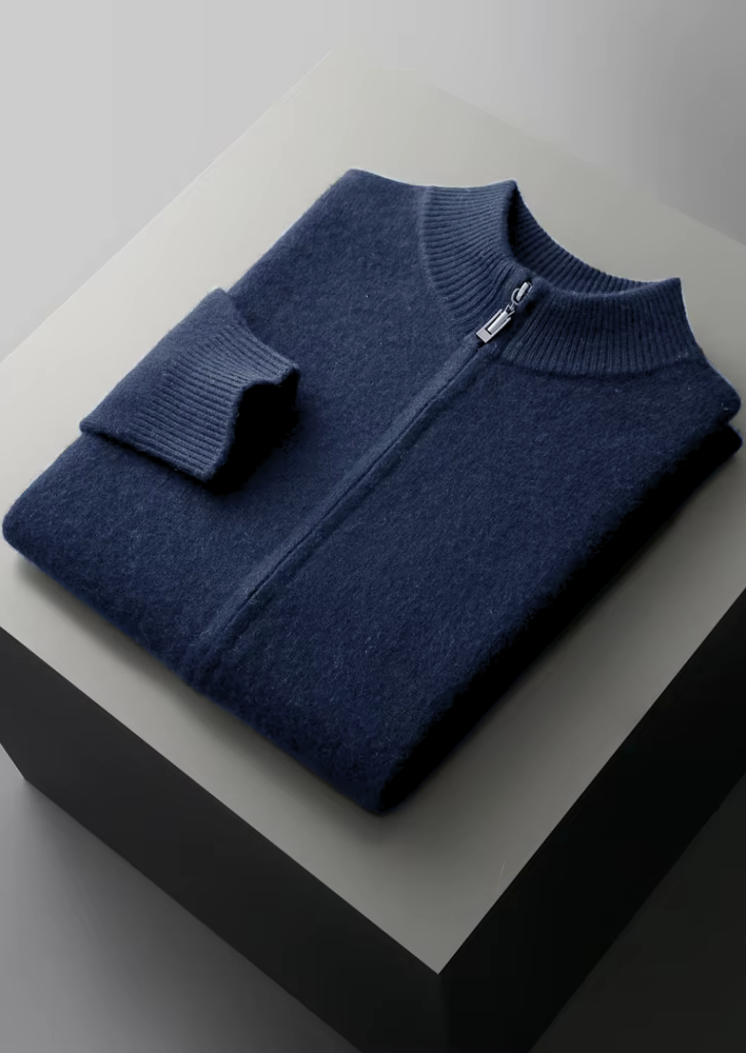 ENSEMBLE LUZZO EN LAINE MÉRINOS EXTRA-FINE PURE BLEU MARINE