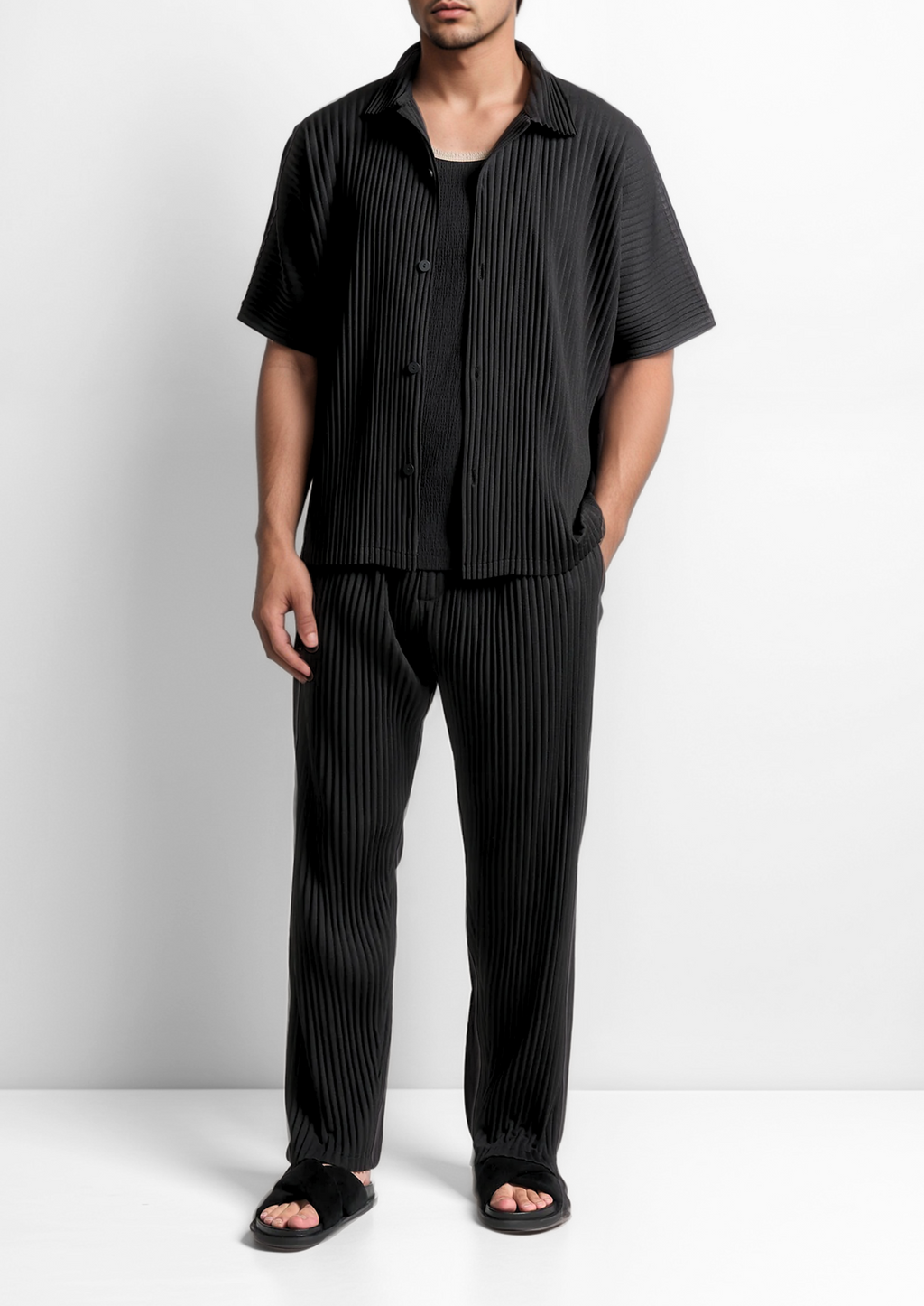 ENSEMBLE D'ÉTÉ NOIR AVEC PLIS
